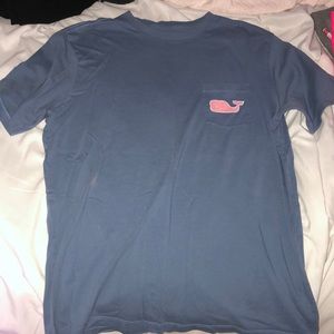 Men’s size small Vineyard Vines t-shirt